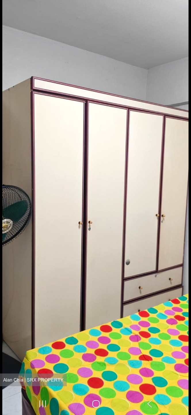 Blk 227 Bukit Batok Central (Bukit Batok), HDB 3 Rooms #576391231